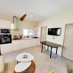 Σπίτι διακοπών Maison Au Calme - Clim - Wi-fi - Terrasse Et Cours Salles-dʼAude