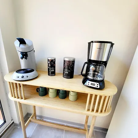 Maison Au Calme - Clim - Wi-fi - Terrasse Et Cours بيت للعطل *