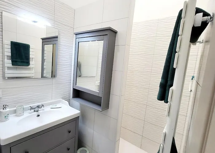 Σπίτι διακοπών Maison Au Calme - Clim - Wi-fi - Terrasse Et Cours *